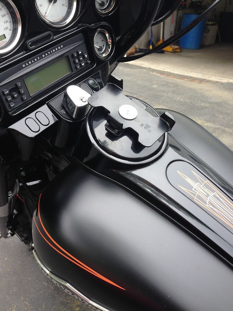 EASIEST and CHEAPEST Iphone mount for streetglide Harley Davidson Forums